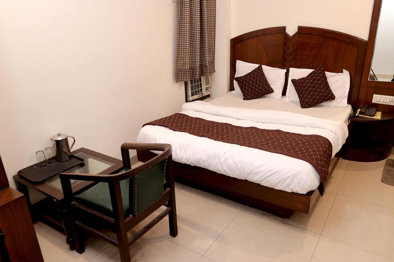 Hotel Gaylord International - New Delhi Extérieur photo