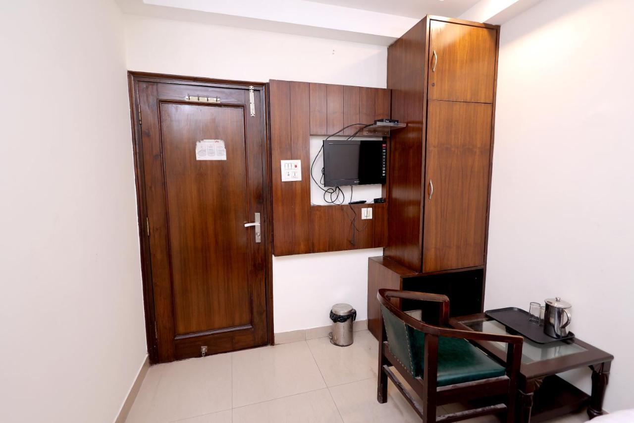 Hotel Gaylord International - New Delhi Extérieur photo