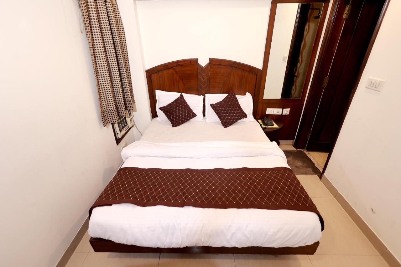 Hotel Gaylord International - New Delhi Extérieur photo