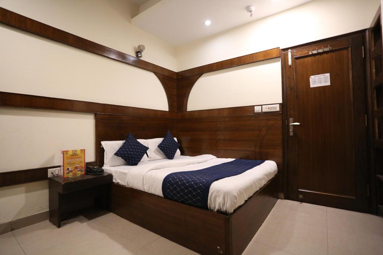 Hotel Gaylord International - New Delhi Extérieur photo