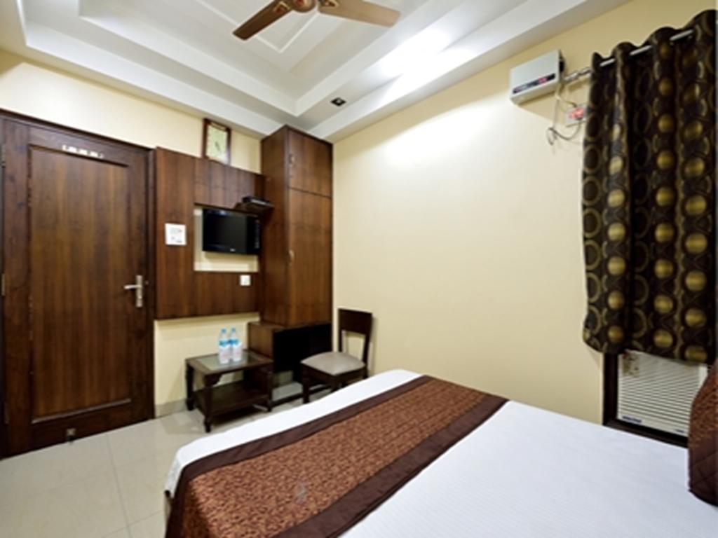 Hotel Gaylord International - New Delhi Extérieur photo