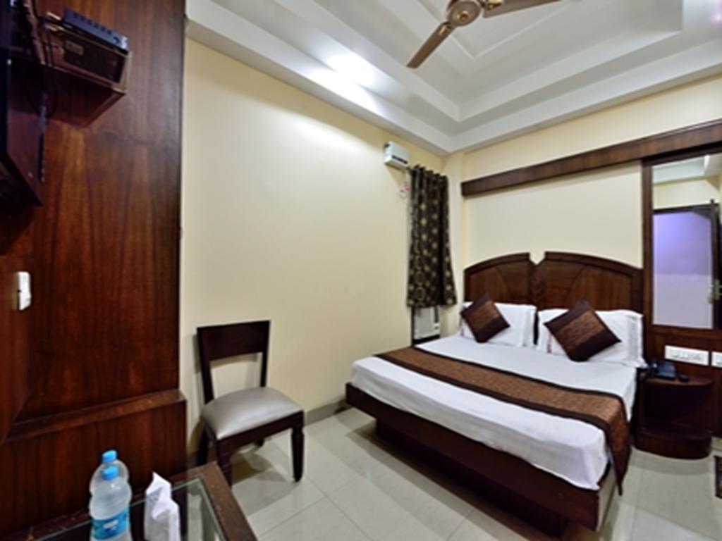 Hotel Gaylord International - New Delhi Extérieur photo